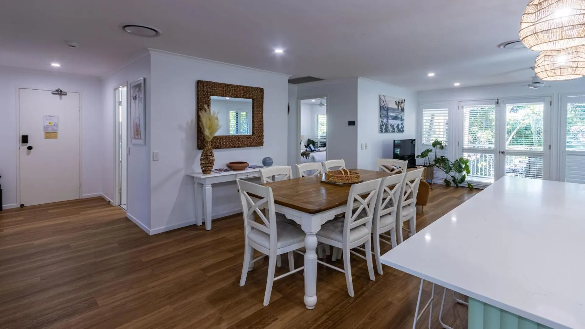 Large Noosaville Gem - Off Gympie Terrace
